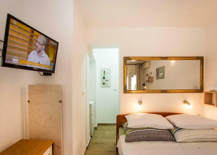 Milena * Ρόβινι